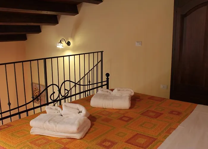 Guest house Sicania House