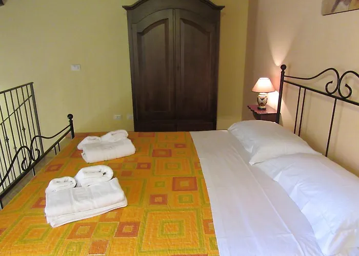 Guest house Sicania House